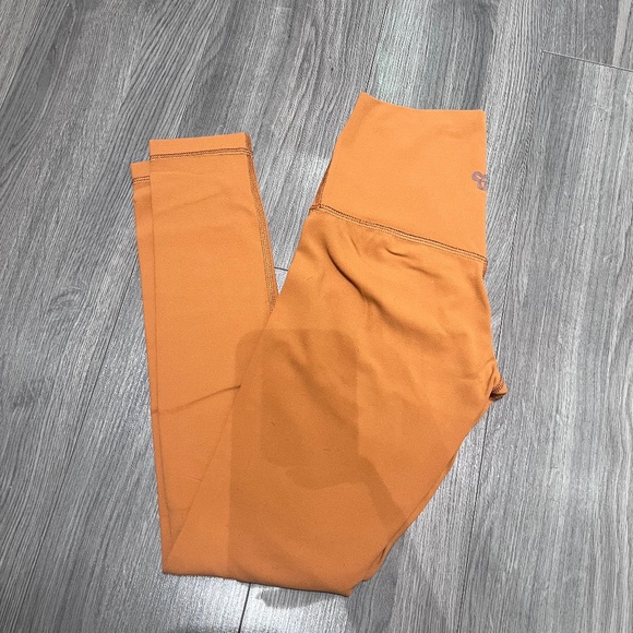 aritzia tna butter leggings size xs camel comfy casual - Picture 1 of 2